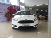 Cần bán xe Ford Focus 1.5L Trend 4D sản xuất 2018, màu trắng, 600 triệu