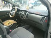 Cần bán gấp Toyota Innova đời 2014