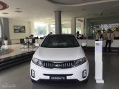 Bán xe Kia Sorento GATH sản xuất năm 2017, màu trắng, giá 799tr