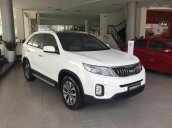 Bán xe Kia Sorento GATH sản xuất năm 2017, màu trắng, giá 799tr