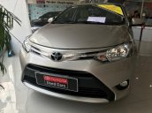 Bán xe Toyota Vios số sàn, màu nâu vàng