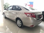 Bán xe Toyota Vios số sàn, màu nâu vàng