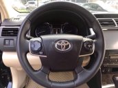 Cần tiền nên bán Camry 2.0E 2015 đen tự động, xe đẹp như mới