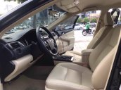 Cần tiền nên bán Camry 2.0E 2015 đen tự động, xe đẹp như mới