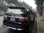 Cần bán xe Toyota Fortuner đời 2010, màu đen, xe nhập