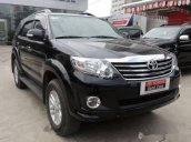 Cần bán Toyota Fortuner V AT năm 2014 chính chủ