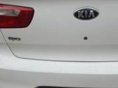 Cần bán xe Kia Rio đời 2016, màu trắng