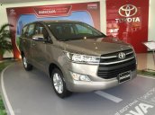 Bán xe Innova 2018 2.0E số sàn KM khủng 45tr- Hỗ trợ vay 90%- 240tr nhận xe ngay- LH: 01248.67.9999 Huy Toyota Thanh Xuân