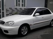 Cần bán gấp Daewoo Lanos đời 2003, màu trắng xe gia đình