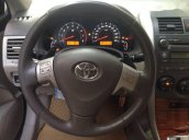 Cần bán gấp Toyota Corolla altis đời 2010 chính chủ  