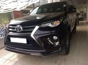 Bán lại xe Toyota Fortuner sản xuất 2017, màu đen, nhập khẩu