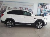 Bán xe Chevrolet Captiva đời 2018, màu trắng, 879 triệu