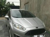 Bán Ford Fiesta đời 2016, màu bạc số tự động, 490 triệu