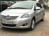 Cần bán gấp Toyota Vios G 2010, màu bạc đẹp như mới