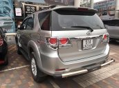 Cần bán xe Toyota Fortuner 2.5MT đời 2013, màu bạc