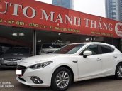 Cần bán Mazda 3 1.5 AT đời 2015, màu trắng, nhập khẩu nguyên chiếc số tự động