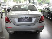 Bán xe Mercedes E200 2017 siêu lướt. Chỉ thanh toán 500 triệu rinh xe về ăn tết ngay