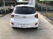 Bán Hyundai Grand i10 năm 2016, màu trắng, nhập khẩu