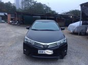 Bán xe Toyota Corolla altis đời 2015, màu đen 