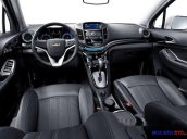 Bán xe Chevrolet Orlando đời 2018, màu bạc 