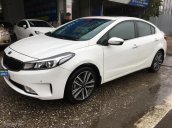 Bán Kia Cerato 1.6AT năm 2017, màu trắng, giá 640tr