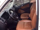 Bán Volkswagen Tiguan đời 2012, màu trắng, nhập khẩu nguyên chiếc, giá chỉ 780 triệu