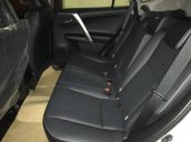 Cần bán Toyota RAV4 đời 2017, màu trắng