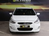 Bán ô tô Hyundai Accent Blue 1.4MT đời 2016, màu trắng