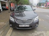 Bán xe Toyota Camry XLE đời 2010, màu xám, xe nhập 