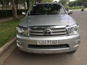 Cần bán Toyota Fortuner đời 2010, màu bạc, giá 535tr