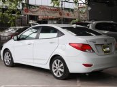 Bán ô tô Hyundai Accent Blue 1.4MT đời 2016, màu trắng