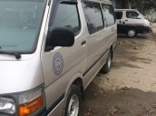 Bán xe Toyota Hiace đời 2004, xe nhập còn mới