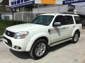 Cần bán xe Ford Everest đời 2014, màu trắng