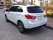 Cần bán gấp Mitsubishi Outlander đời 2014, màu trắng, nhập khẩu như mới, giá 680tr