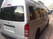 Cần bán xe Toyota Hiace 3.0 2016, màu bạc, nhập khẩu