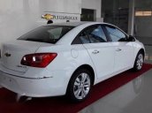 Bán Chevrolet Cruze đời 2018, màu trắng