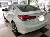 Cần bán lại xe Kia Cerato năm 2016, màu trắng chính chủ