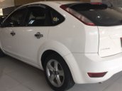 Bán Ford Focus 1.8 AT đời 2011, màu trắng, 415tr