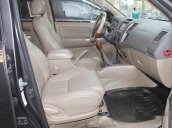 Bán Toyota Fortuner đời 2010, màu xám 