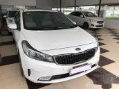 Cần bán lại xe Kia Cerato năm 2016, màu trắng chính chủ