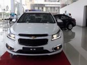 Bán Chevrolet Cruze đời 2018, màu trắng