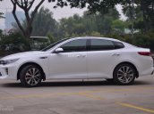 Hot! Kia Optima có gì nổi bật hơn so với Camry