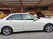 Bán Mercedes C300 AMG đời 2011, màu trắng  