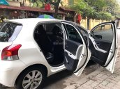 Bán Toyota Yaris sản xuất 2010, màu trắng, xe nhập