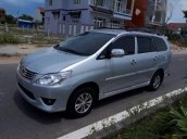 Bán xe Toyota Innova đời 2011, màu bạc, giá tốt