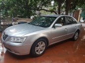 Chính chủ bán xe Hyundai Sonata đời 2009, màu bạc, nhập khẩu