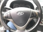 Bán Hyundai i30 CW đời 2009, màu xám