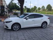 Bán Mazda 3 2.0AT skyactiv màu trắng, số tự động sản xuất 2015 full options