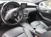 Bán Mercedes năm 2013, màu trắng, xe nhập, giá chỉ 860 triệu