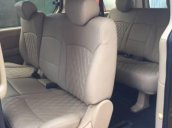 Bán xe Hyundai Grand Starex đời 2009, màu vàng, nhập khẩu  